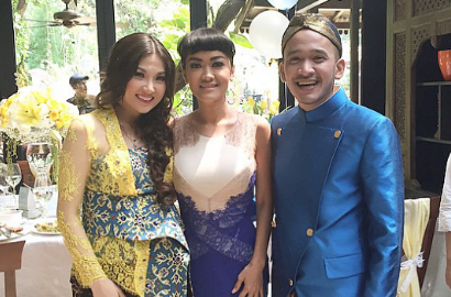 Julia Perez Nyeker Hadiri 7 Bulanan Ruben Onsu dan Sarwendah