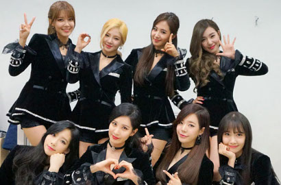 SNSD Pose Seksi Ala Army untuk Cover 'Catch Me If You Can'