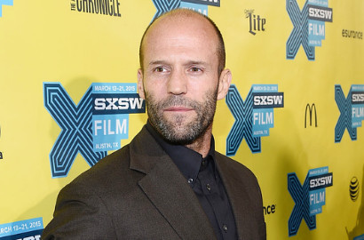Jason Statham Pamer Foto Perdana Usai Gabung Instagram