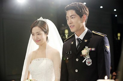 Intip Gaya Hong Jong Hyun dan Jin Se Yeon di Poster 'Clash of the Families 2'