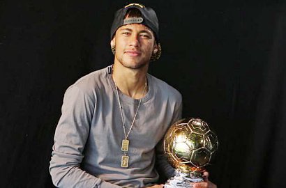 Neymar Sabet Gelar Pemain Terbaik Brazil di Eropa 2015