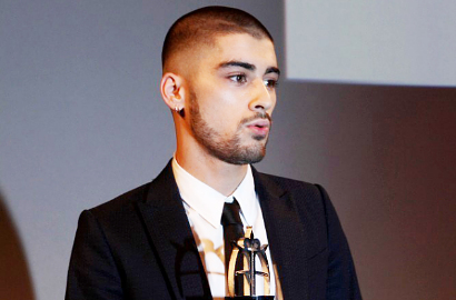 Tweet Pertama Zayn Malik Usai 'Lulus' dari One Direction