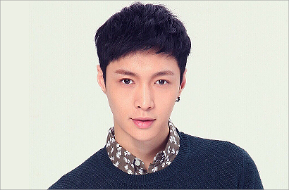 Orang Dalam SM Entertainment Akui Lay Juga Segera Tinggalkan EXO?