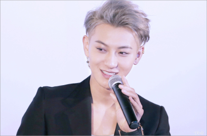 Agensi Berhenti Produksi Album EXO 'EXODUS' Versi Tao, Beneran Hengkang?