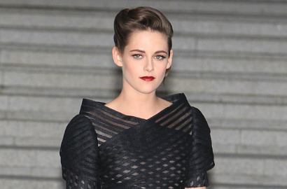 Jika Tidak Jadi Artis, Kristen Stewart Jadi Pelayan