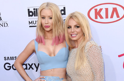 Britney Spears-Iggy Azalea Tampilkan 'Pretty Girls' di Billboard Music Awards