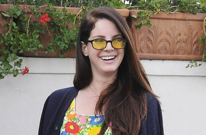 Lana Del Rey Akhirnya Umumkan Jadwal Rilis Album 'Honeymoon'