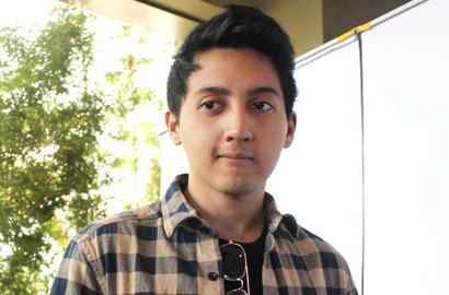 Unggah Foto Dikelilingi Wanita, Aaron Ashab Sindir Anak Presiden Jokowi