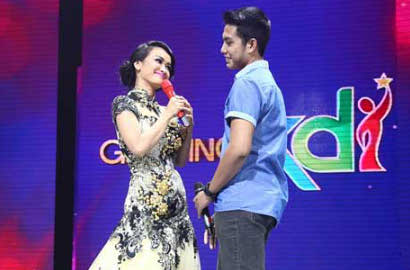 Julia Perez Akhirnya Curhat Alasan Dekati Mumu, Cinta Atau Settingan?