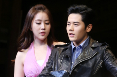 Dongjun ZE:A Diisukan Kencani Aktris Jung Jae Eun
