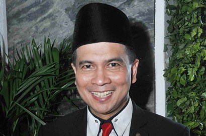 Tugas Negara Jadi Alasan Krisna Mukti Absen di Sidang Cerai Perdana