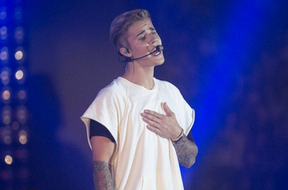 Hadiri Acara di Hong Kong, Justin Bieber Beri Kejutan dengan Konser Mini
