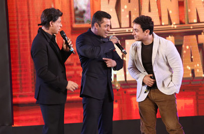 Asyik, Salman Khan Sudah Follow Twitter Shahrukh Khan-Aamir Khan