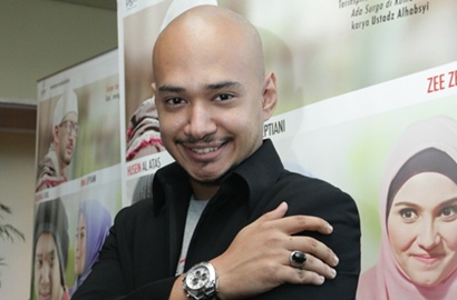 'Ditolak' Ayu Ting Ting, Husein 'Idol' Pacari Cucu Elvy Sukaesih