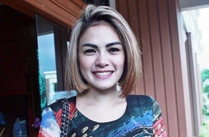 Nikita Mirzani Masih Ragu Berhijab Setelah Pulang Umrah