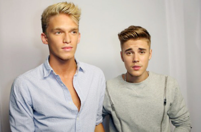 Cody Simpson Tanggapi Berita Duetnya dengan Justin Bieber