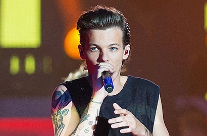 Louis Tomlinson Buka Suara Usai Diberitakan Bakal Jadi Ayah
