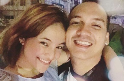 Ibu Melarang, Egi John Tak Masalah Marshanda Doyan Pamer Foto Seksi