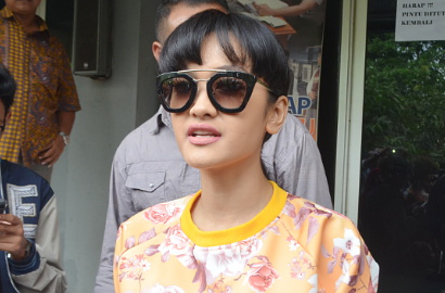 Julia Perez Batal Laporkan Haters ke Polisi, Ini Penyebabnya