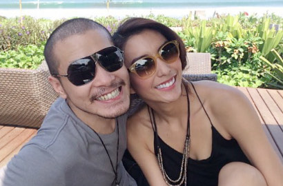Liburan Sama Pacar, Tyas Mirasih Pamer Paha Mulus dan Punggung Seksi