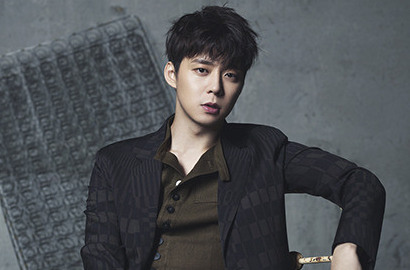 Pemotretan Terakhir Sebelum Wamil, Yoochun JYJ Bicara Soal Nangis di Fanmeet
