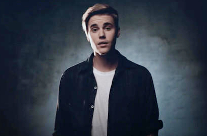 Mesranya Justin Bieber Cium Model Cantik di Preview 'What Do You Mean'