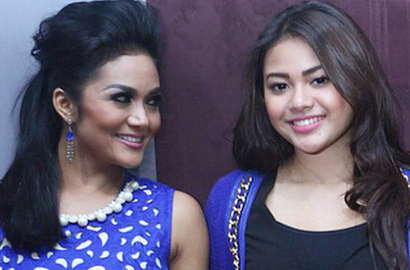 Perang Ibu Anak, Krisdayanti Balas 'Curhatan' dan Sindiran Aurel di Instagram