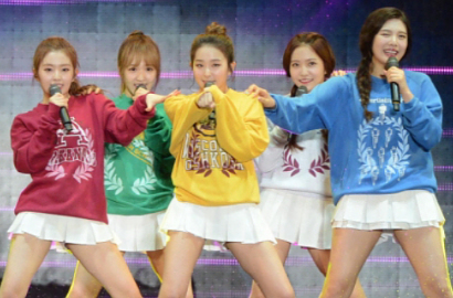 Instagram Dipenuhi Warna Merah, Red Velvet Segera Susul f(x) Comeback?