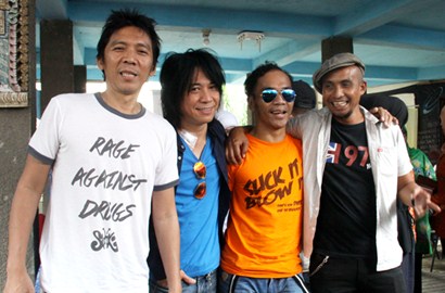Ramai Poster Slank Bakal Gelar Konser Lengserkan DPR 30 September