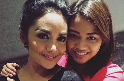 Krisdayanti Ajak Tinggal Bareng, Aurel Menolak