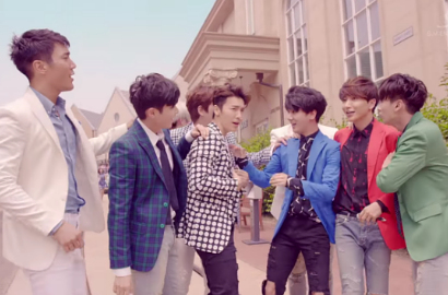 Super Junior Saingan untuk Dapat Perhatian Cewek Cantik di MV 'Magic'