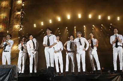 Puluhan Ribu Tiket Konser EXO di Dome Terjual, Fans Malah 'Perang'