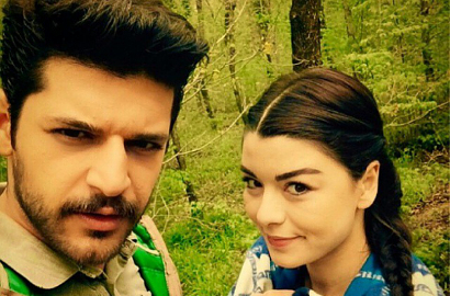 Usai 'Tertembak', Gulcin 'Zeynep' Serasi Foto Bareng Emre Kivilcim