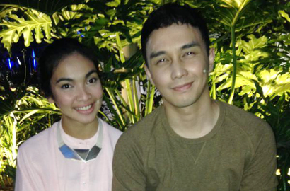 Dimas Aditya Malu-Malu Ditanya Soal Gandengan Tangan dengan Tika Bravani