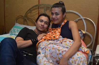 Novita Dewi dan Alex Dikaruniai Anak Pertama