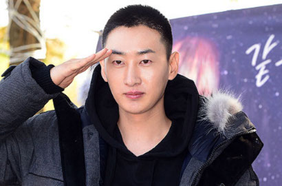Manisnya Eunhyuk SuJu Tulis Pesan Perpisahan Buat ELF Sebelum Wamil