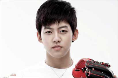 Dongho Eks U-KISS Jawab Langsung Rumor Calon Istrinya Sudah Hamil Duluan