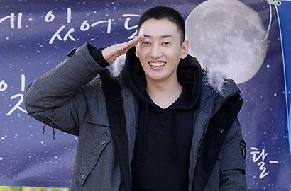 Tulis Surat dari Kamp Militer, Eunhyuk SuJu Malah Minta Fans Cukur Kepala