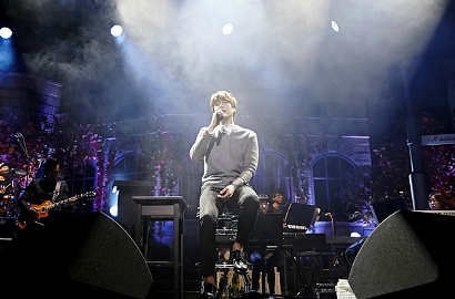 Kyuhyun Super Junior Sukses Rampungkan Konser Solo 'Fall, Once Again'