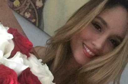 Cinta Laura Pamer Pacar Bule Seksi dan Romantis