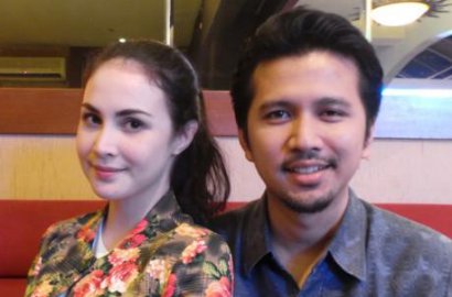 Menang Telak, Suami Arumi Bachsin Tepati Nazar Ngepel Masjid Trenggalek