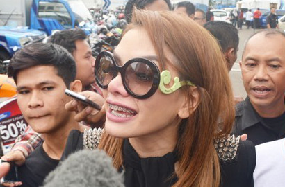 Peramal Sebut Kasus Nikita Mirzani Bakal Bongkar Kasus Prostitusi Lebih Besar