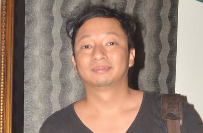 Akan Jadi Ayah, Ringgo Agus Dimarahi Gara-Gara Pamer Foto Ngerokok