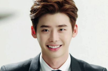 Lee Jong Suk Dikabarkan Pilih Gabung dengan Mantan Manajer Won Bin