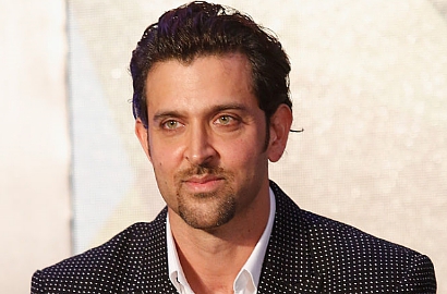 Begini Serunya Hrithik Roshan Rayakan Ultah Ke-42 Bareng Shahrukh Khan Cs