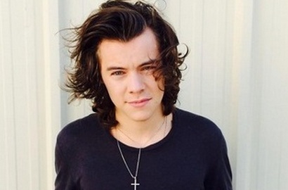 Prihatin Bom Jakarta, Harry Styles 'One Direction' Kirim Simpati