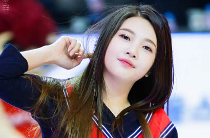 Dibilang Gendut, Netter Berikan Bukti Tubuh Joy Red Velvet Langsing