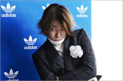 Namanya Dipakai Tanpa Izin Buat Produk Kosmetik, Zico Block B Ngamuk