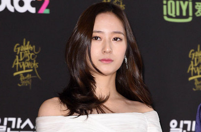 Pede Selalu Pakai Makeup Tipis, Krystal f(x) Dipuji Tetap Cantik