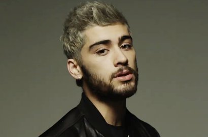 Bak Sepasang Kekasih, Zayn Malik-Gigi Hadid Intim di MV 'Pillowtalk'